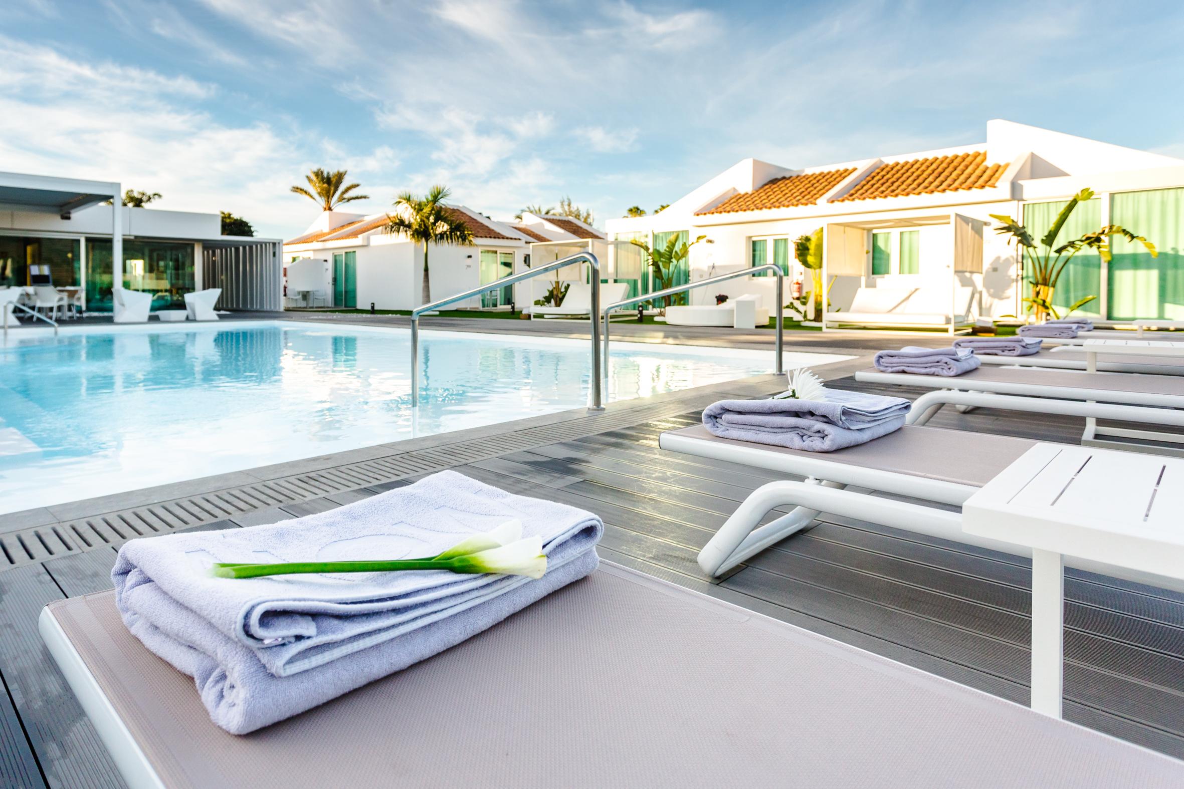 Seven Hotel & Wellness - Gay Men Only Maspalomas  Eksteriør billede
