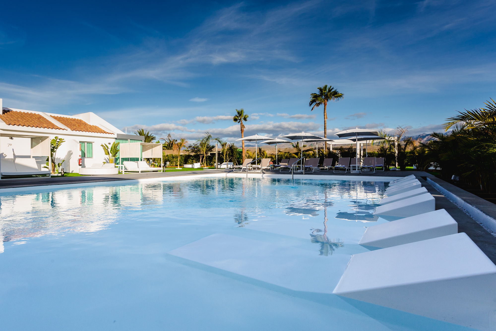 Seven Hotel & Wellness - Gay Men Only Maspalomas  Eksteriør billede